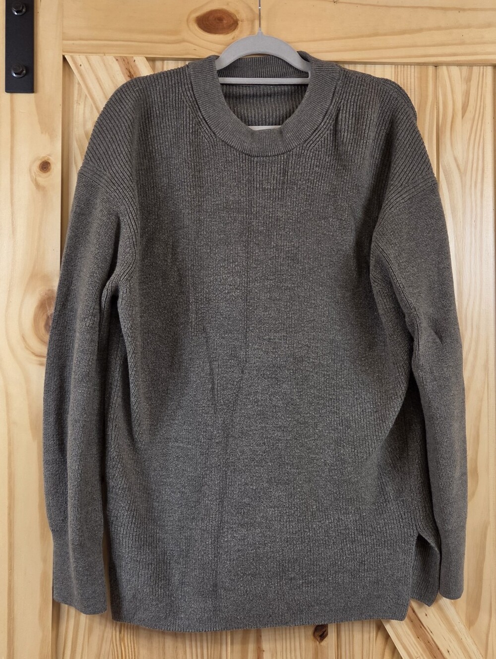 Lululemon Merino wool-blend ribbed crewneck sweater